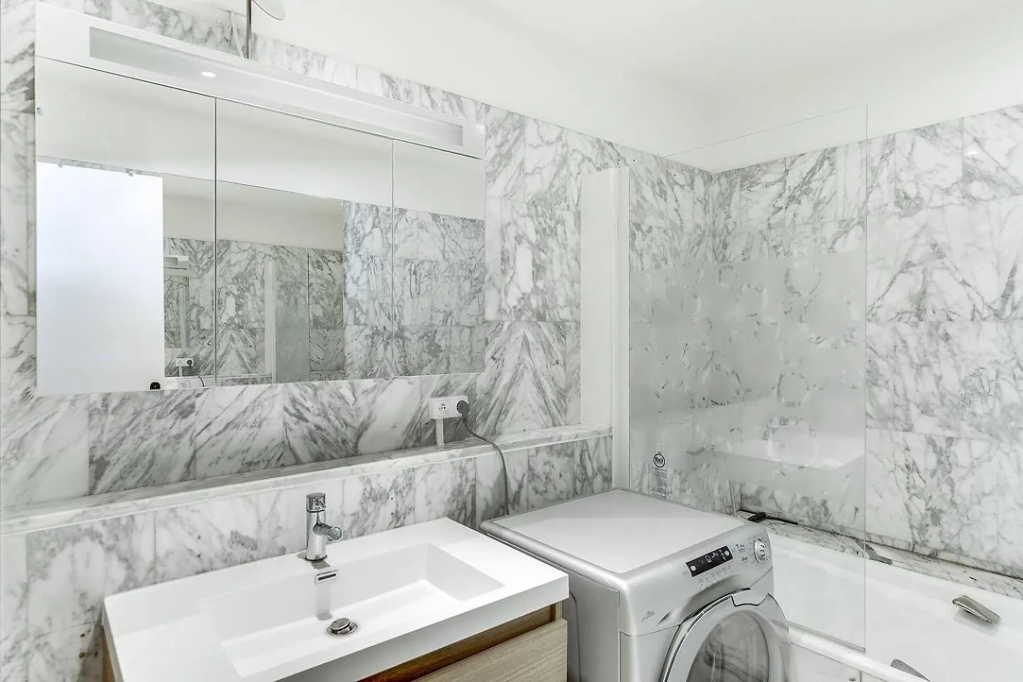 Апартаменты Guestready - Cosy Flat With Panoramic Views Париж