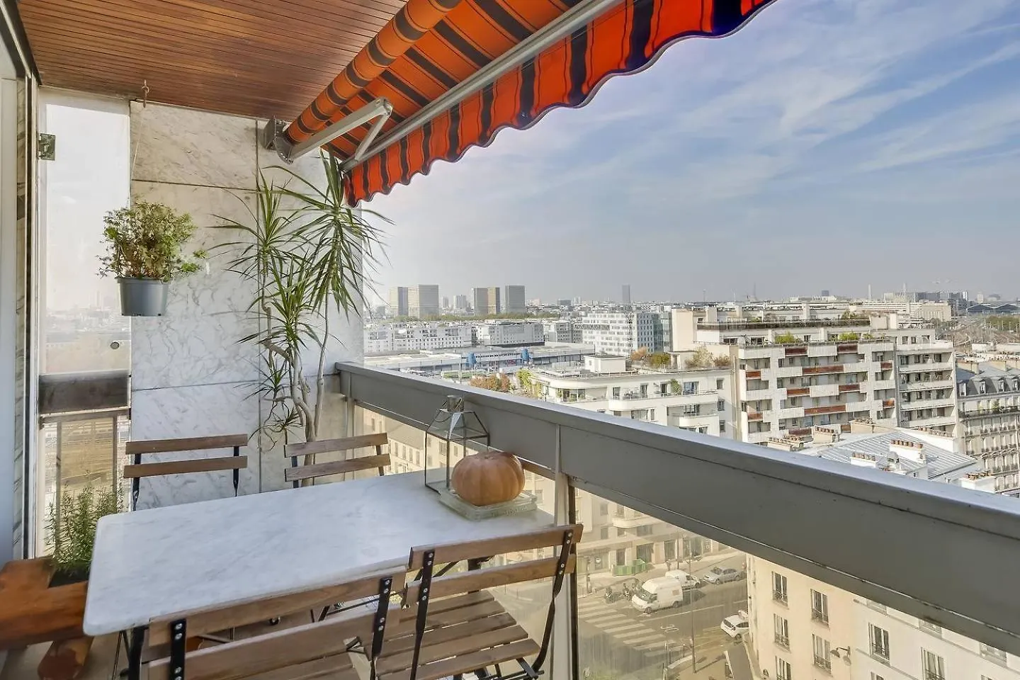Апартаменты Guestready - Cosy Flat With Panoramic Views Париж